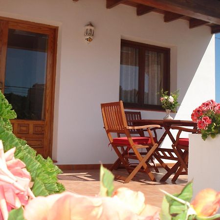 Apartamentos Ferrer Playa DPlaya Des Figueral المظهر الخارجي الصورة