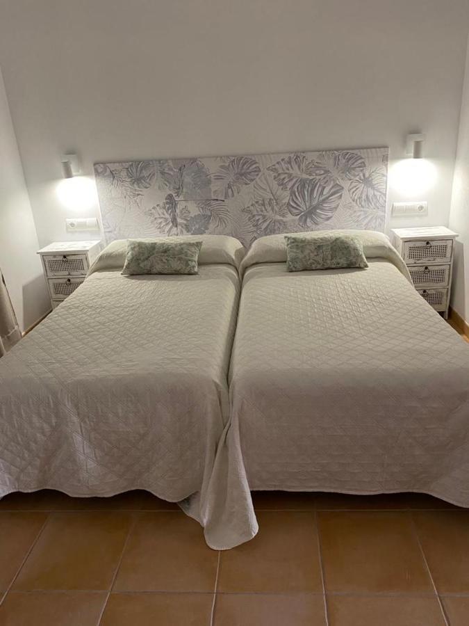 Apartamentos Ferrer Playa DPlaya Des Figueral المظهر الخارجي الصورة