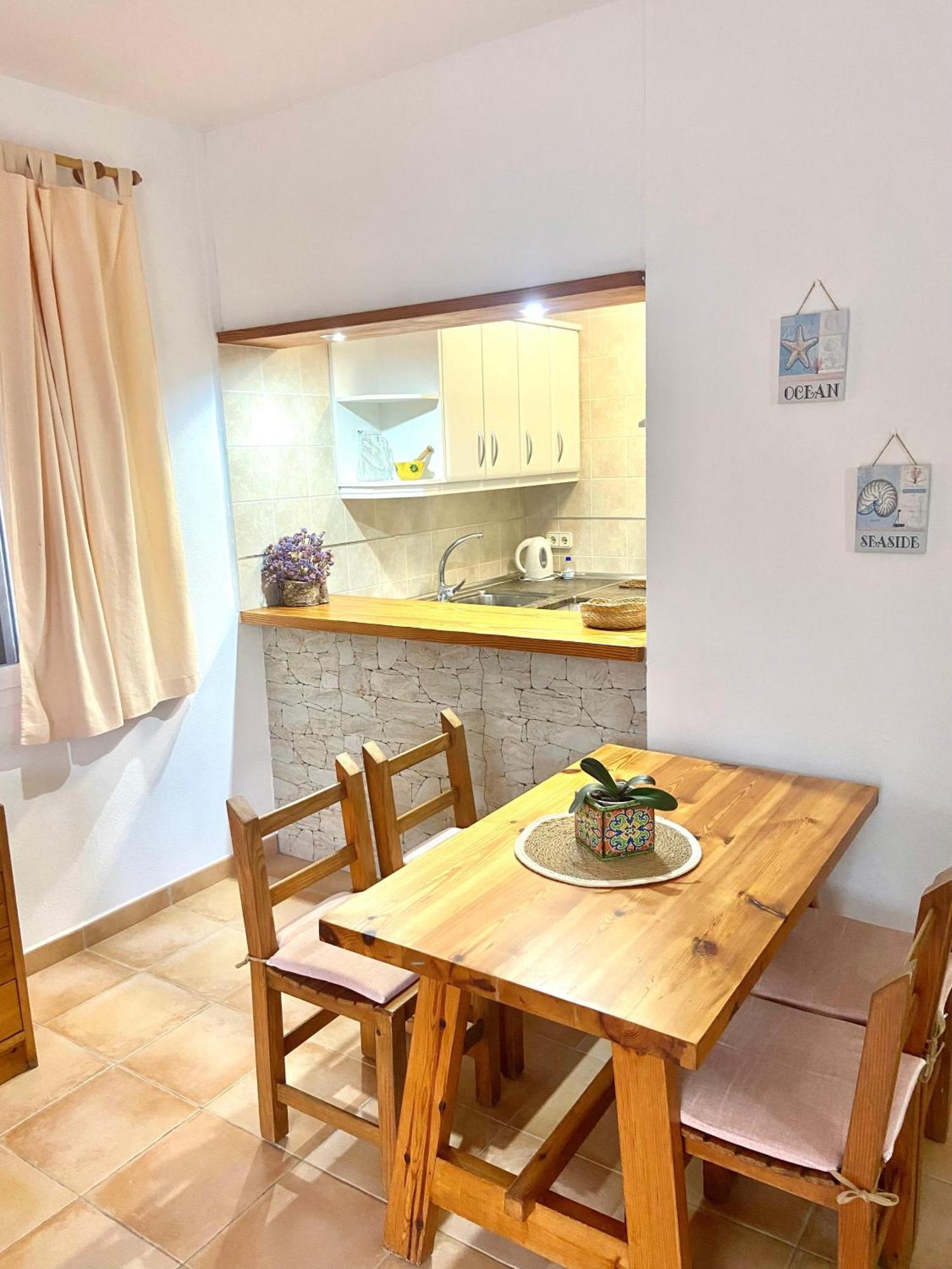 Apartamentos Ferrer Playa DPlaya Des Figueral المظهر الخارجي الصورة