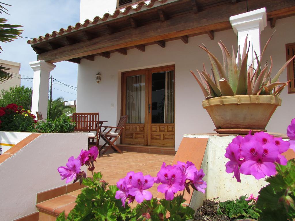 Apartamentos Ferrer Playa DPlaya Des Figueral المظهر الخارجي الصورة
